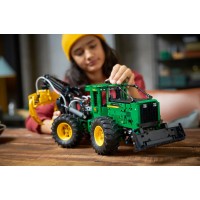 LEGO Technic 42157 John Deere 948L-II Skidder Ages 11+ 1492 Pcs Brand New Sealed