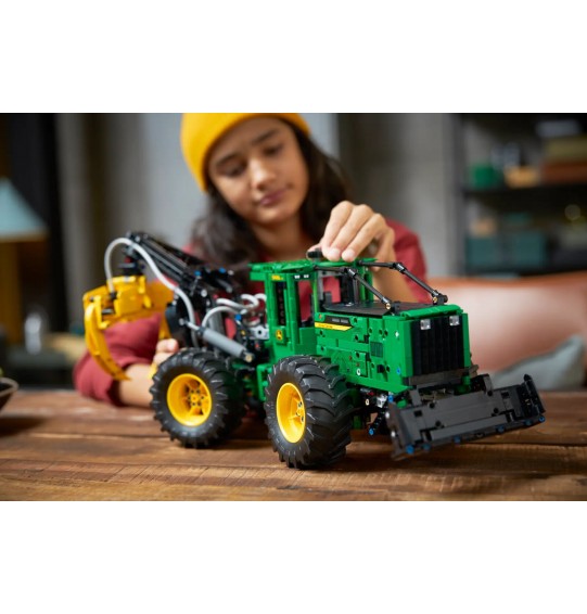 LEGO Technic 42157 John Deere 948L-II Skidder Ages 11+ 1492 Pcs Brand New Sealed